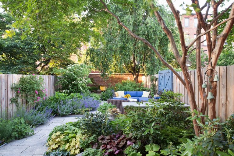 How to Decorate a Patio Outside: Creating Your Perfect Outdoor Oasis