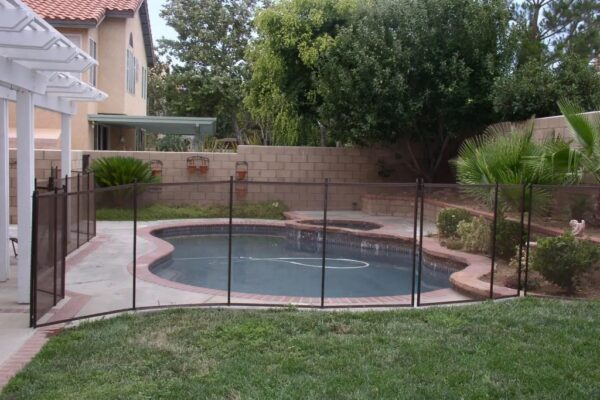 Cheapest Ways to Install Pool Fence DIY