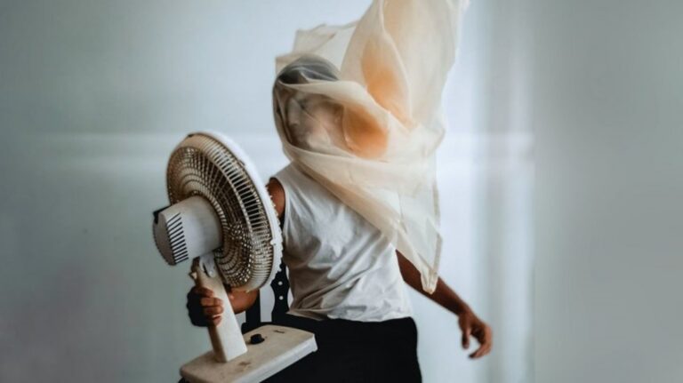 Beat the Heat and the Chill: Your Complete Guide to Window Unit Air Conditioners with Heat